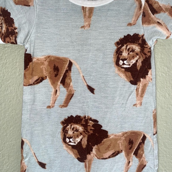 🦁Milkbarn Romper🦁 - Picture 3 of 5